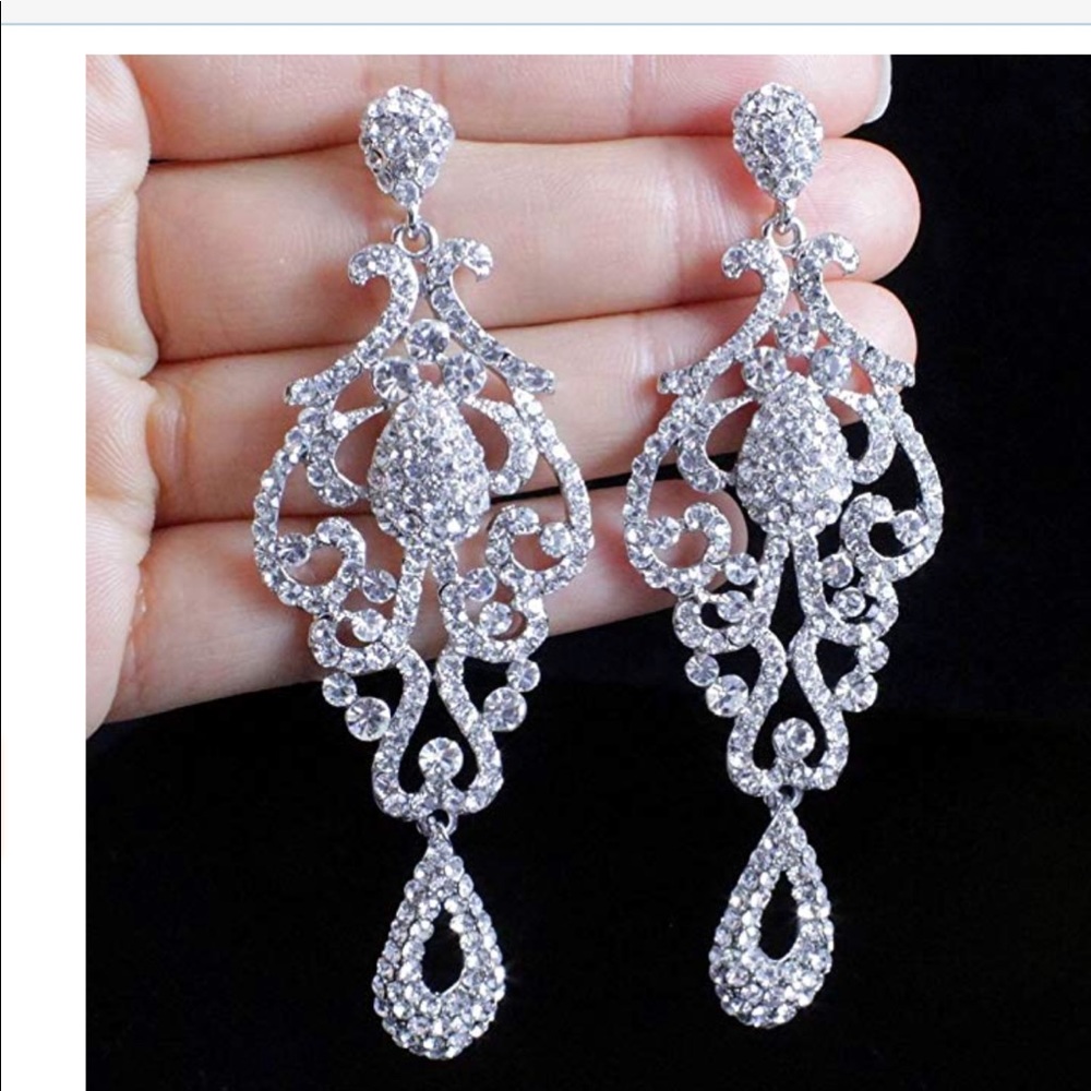 Beautiful earrings for special occasion